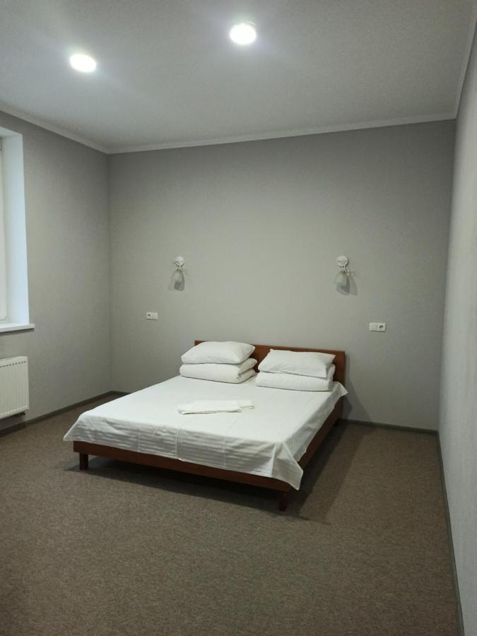 Hostel Lubin Lviv Exteriör bild